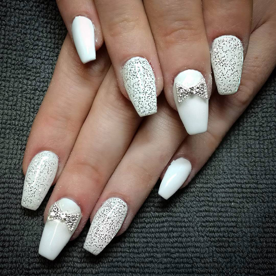 White Coffin Nail Designs
 25 Fancy White Coffin Nails Bright and Fasionable Designs