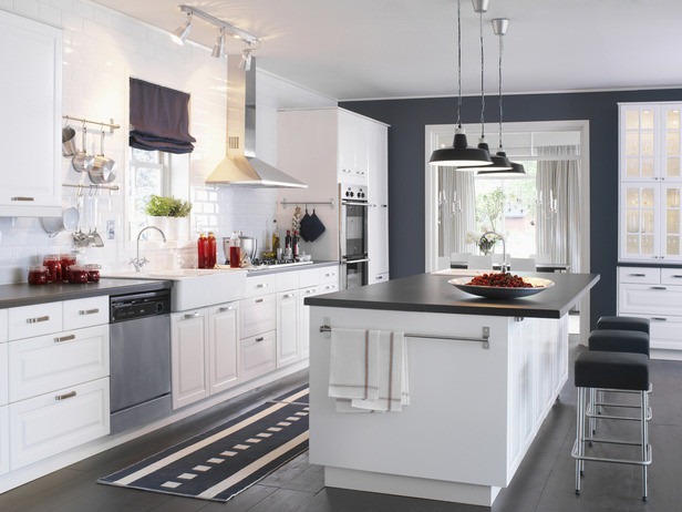 White Kitchen Cabinet Styles
 Litt mer kjøkken