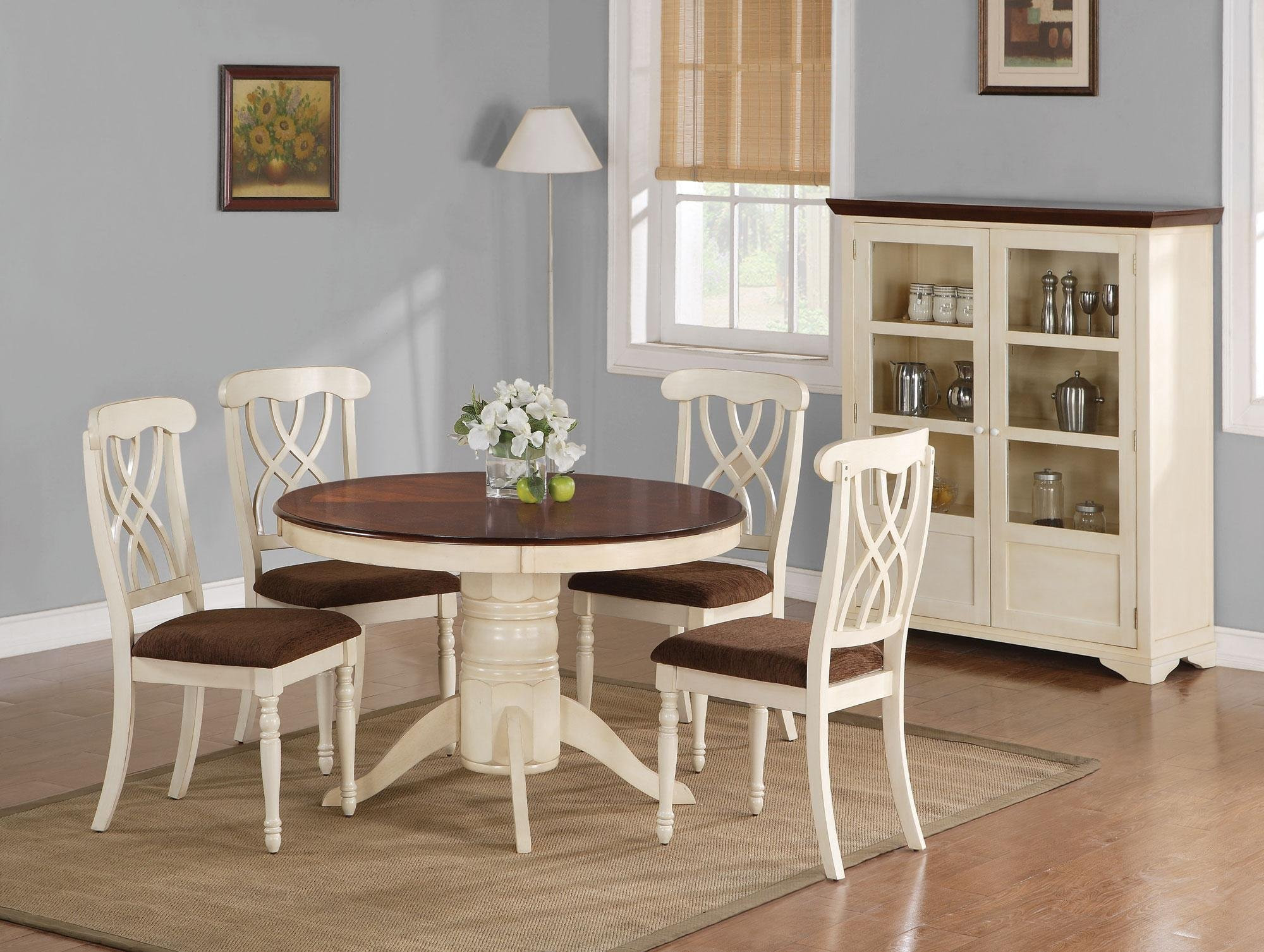 White Kitchen Table Chairs
 Beautiful White Round Kitchen Table and Chairs