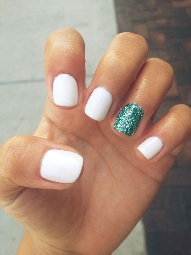 White Nails With Glitter
 55 Most Beautiful And Easy Glitter Accent Nail Art Ideas
