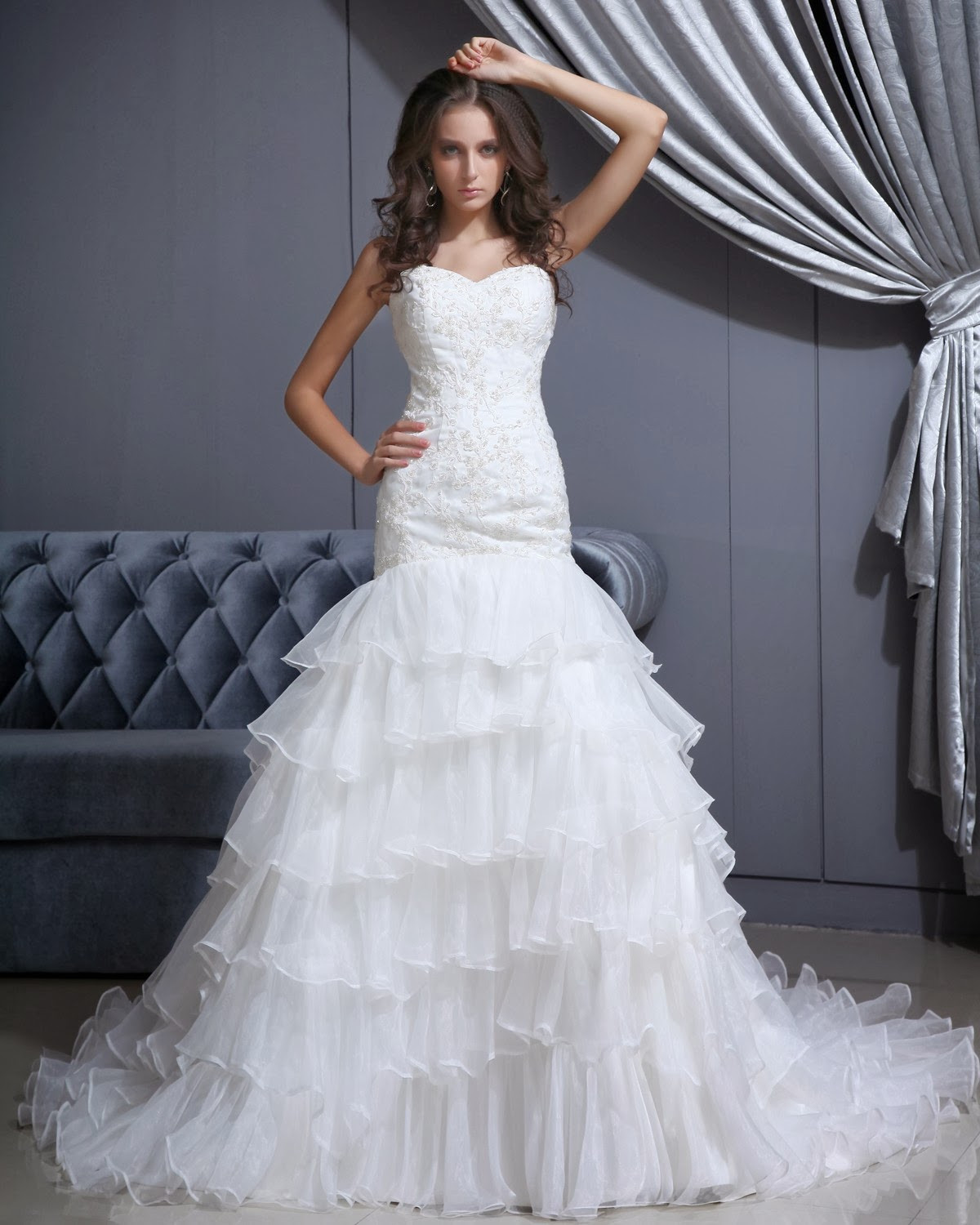Wholesale Wedding Gowns
 Wedding Dress Finding Discount Wedding Gowns line