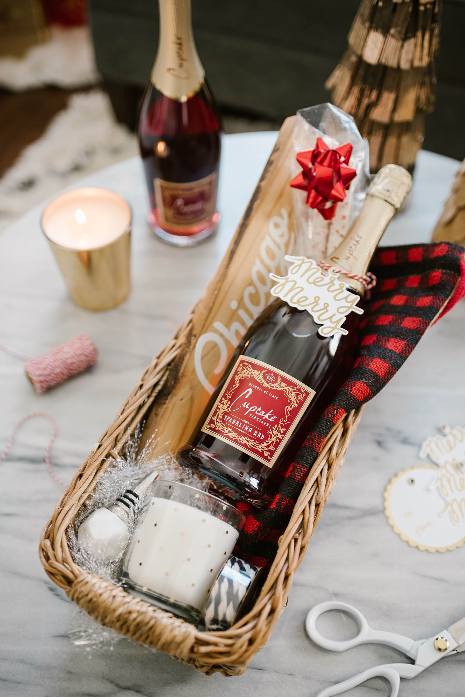 Wine Basket Gift Ideas
 Last Minute Holiday Idea Easy Homemade Gift Baskets