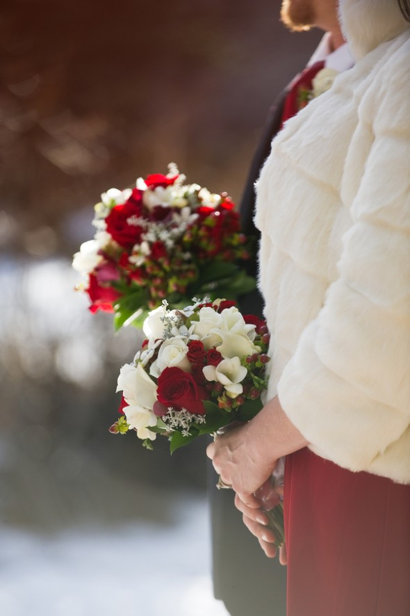 Winter Flowers For Weddings
 20 Winter Wedding Bouquets Rustic Wedding Chic