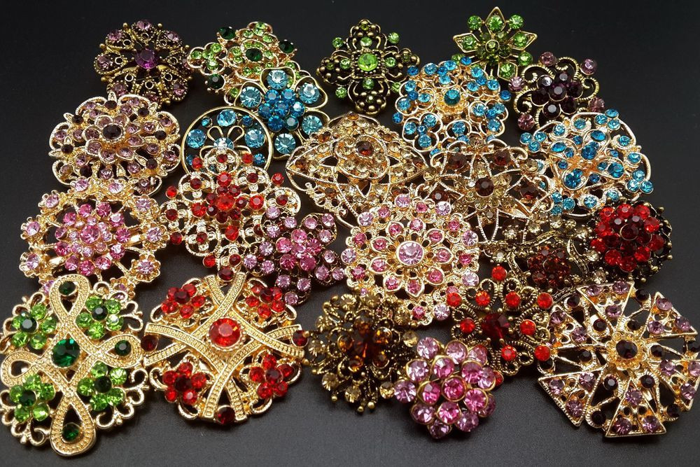 Brooch Pins
 Lot 24 pc Mixed Vintage Style Golden Rhinestone Crystal