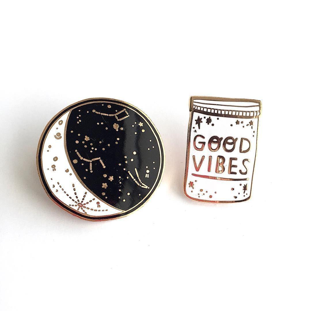 Brooches Aesthetic
 Enamel Pins by Oh No Rachio