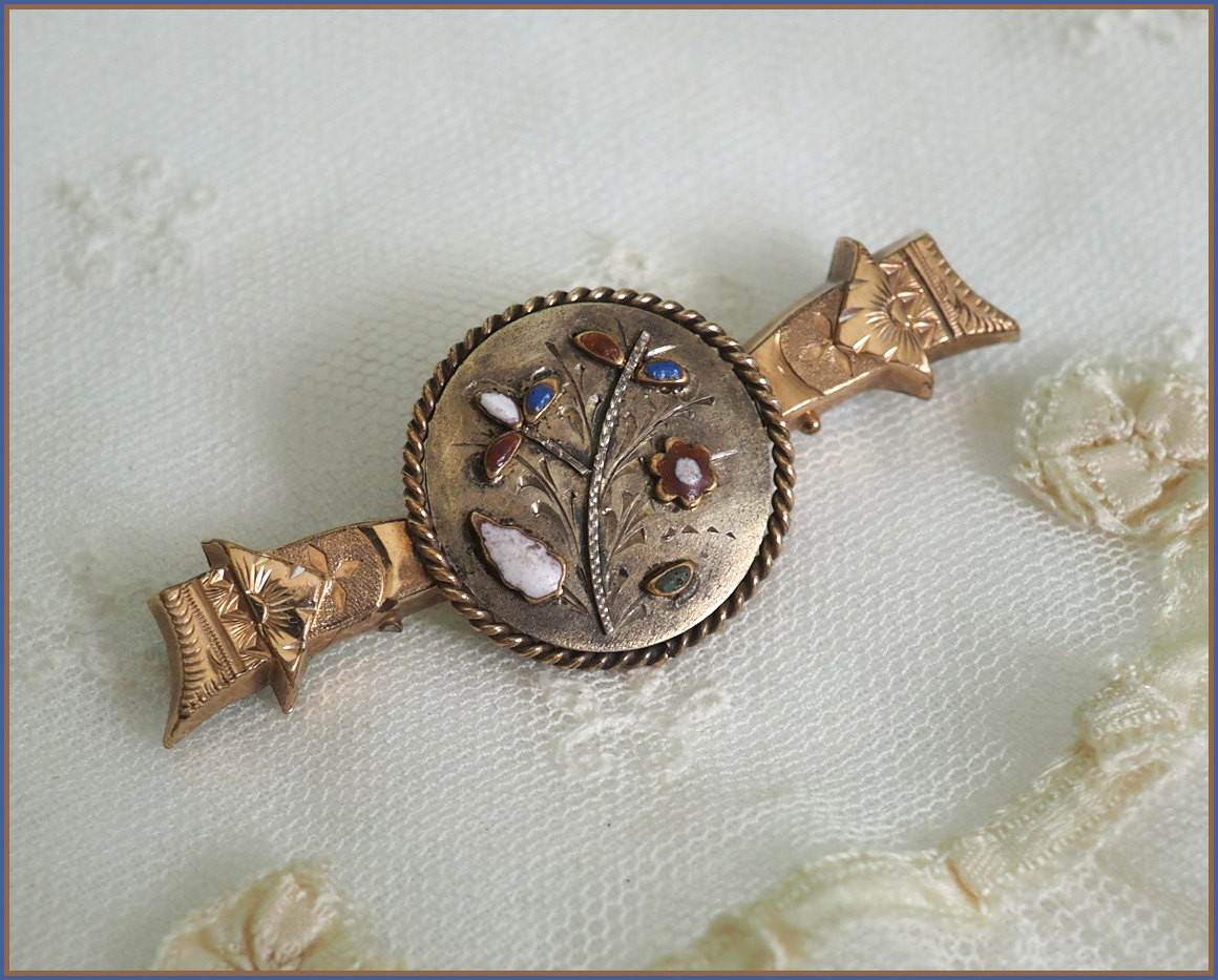 Brooches Aesthetic
 Antique Victorian Gold Filled Enamel Brooch Aesthetic