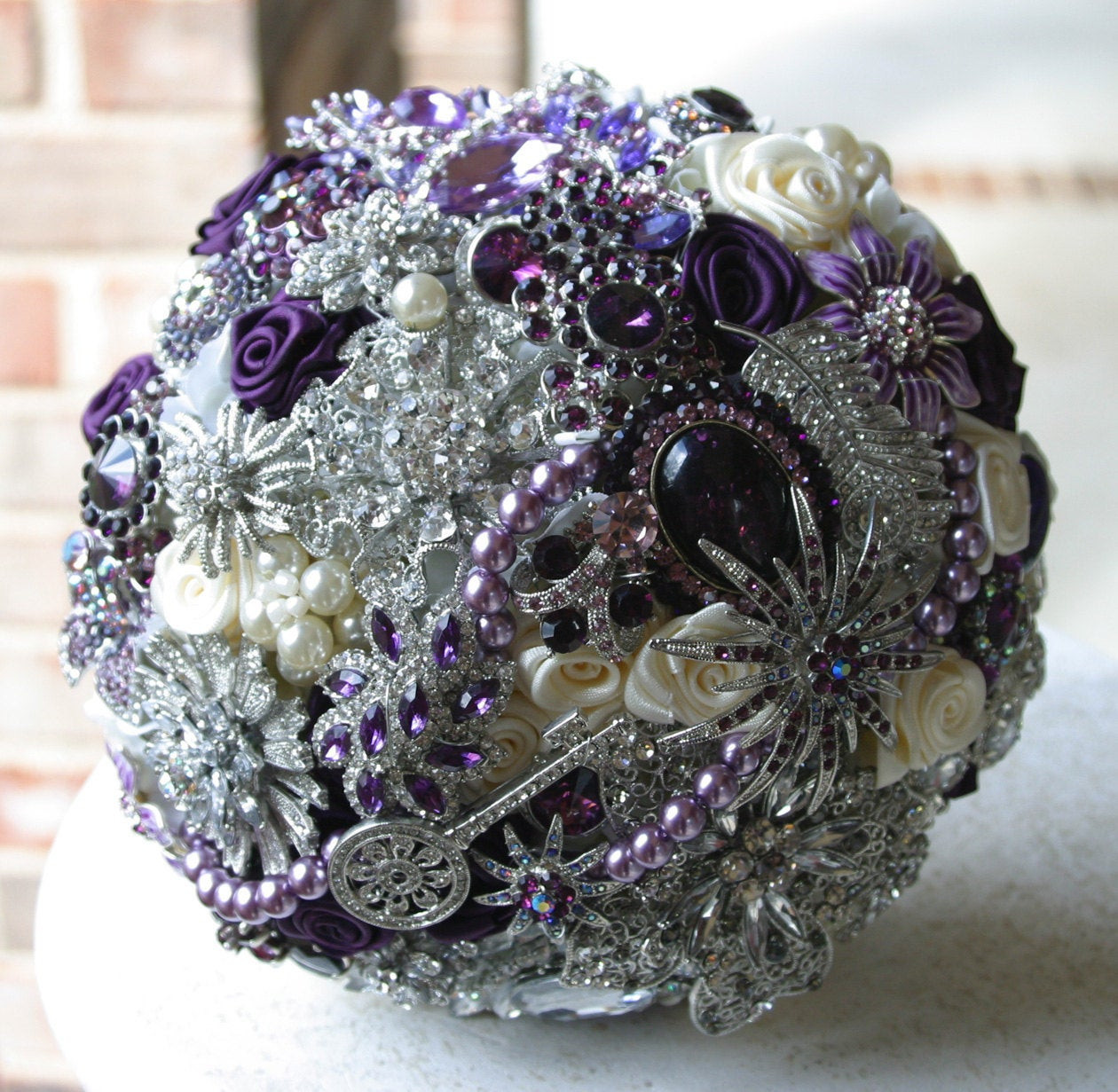 Brooches Bouquet
 INSPIRATION Brooch Bouquets Inspiration Project