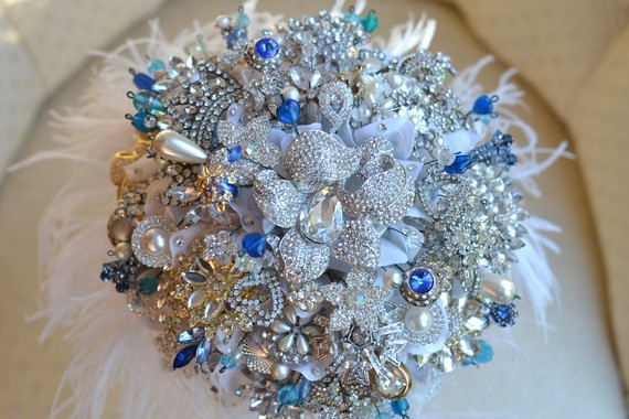Brooches Bouquet
 Bridal Brooch Bouquet