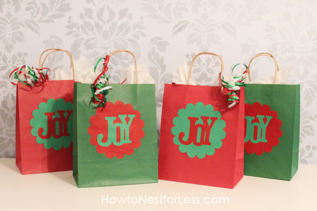 Christmas Gift Bags
 Quick & Easy Christmas Gift Bags using my Silhouette