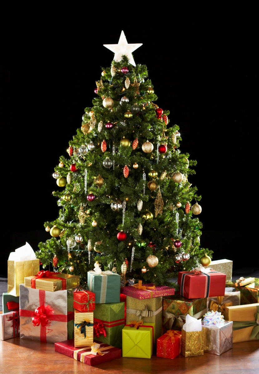 Christmas Tree With Gifts
 December Game Guess the Gift 20 Questions Aiel