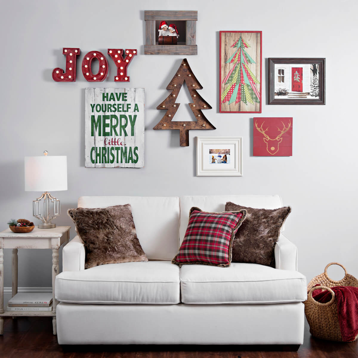 Christmas Wall Decor
 35 Best Christmas Wall Decor Ideas and Designs for 2019
