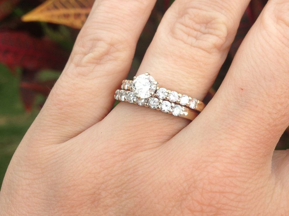 Craigslist Wedding Rings
 Craigslist Reunites Lucky Woman With Engagement Ring Lost