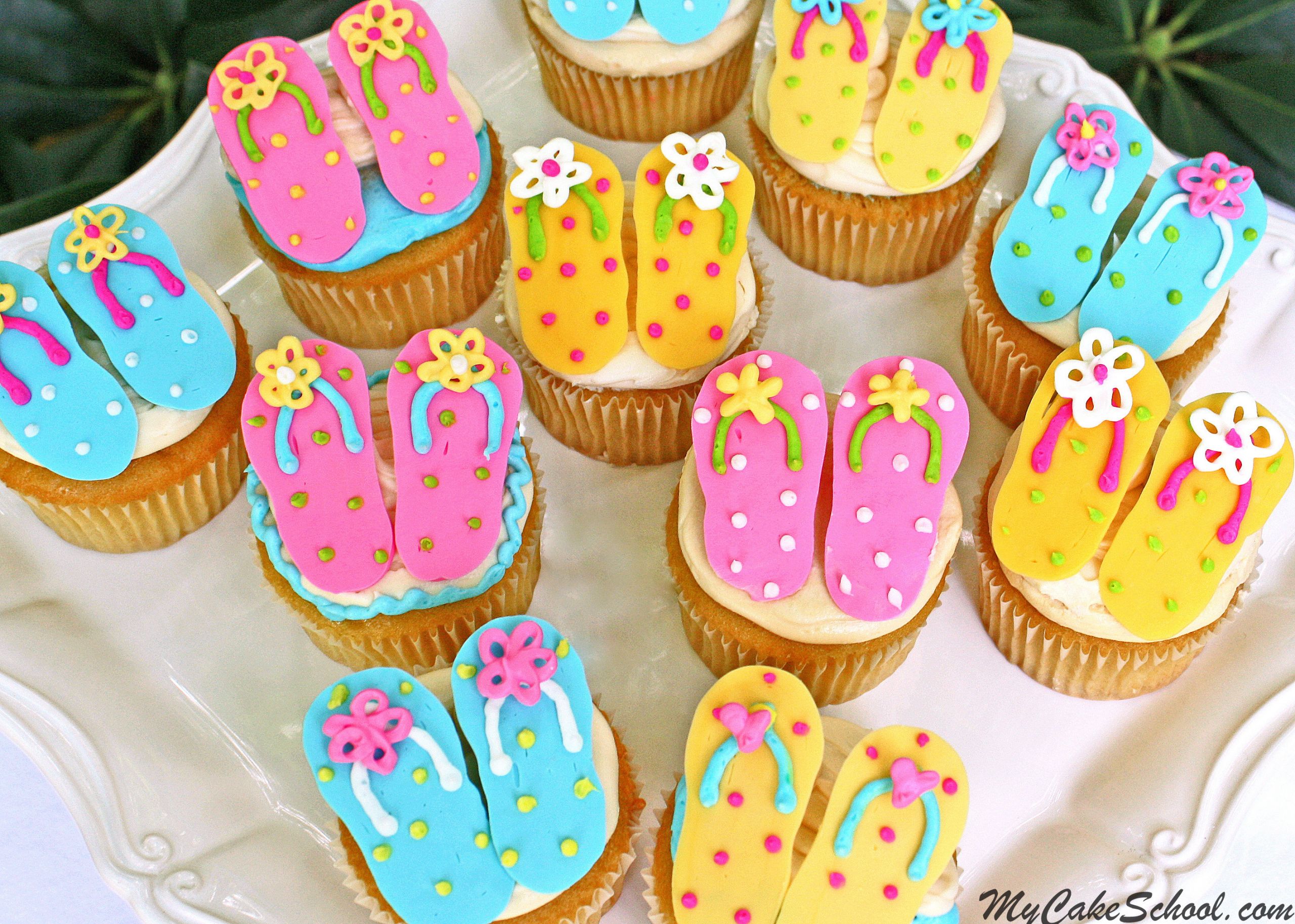 Easy Cupcake Decorating Ideas For Summer
 Flip Flop Cupcakes Free Tutorial