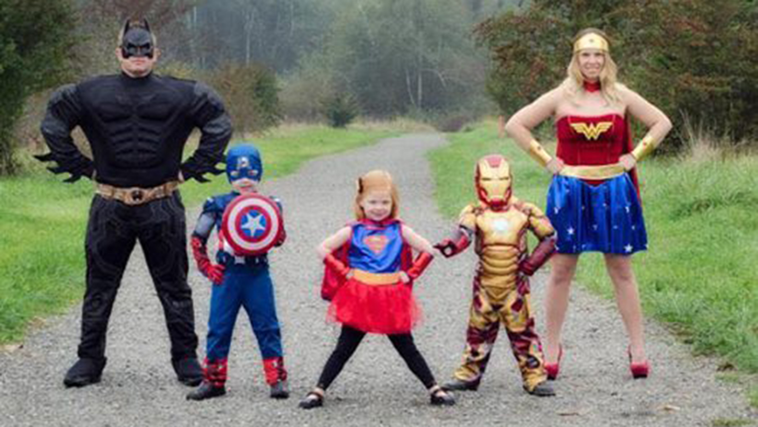 Family Of Four Halloween Costume Ideas
 19 of the cutest family theme costumes for Halloween