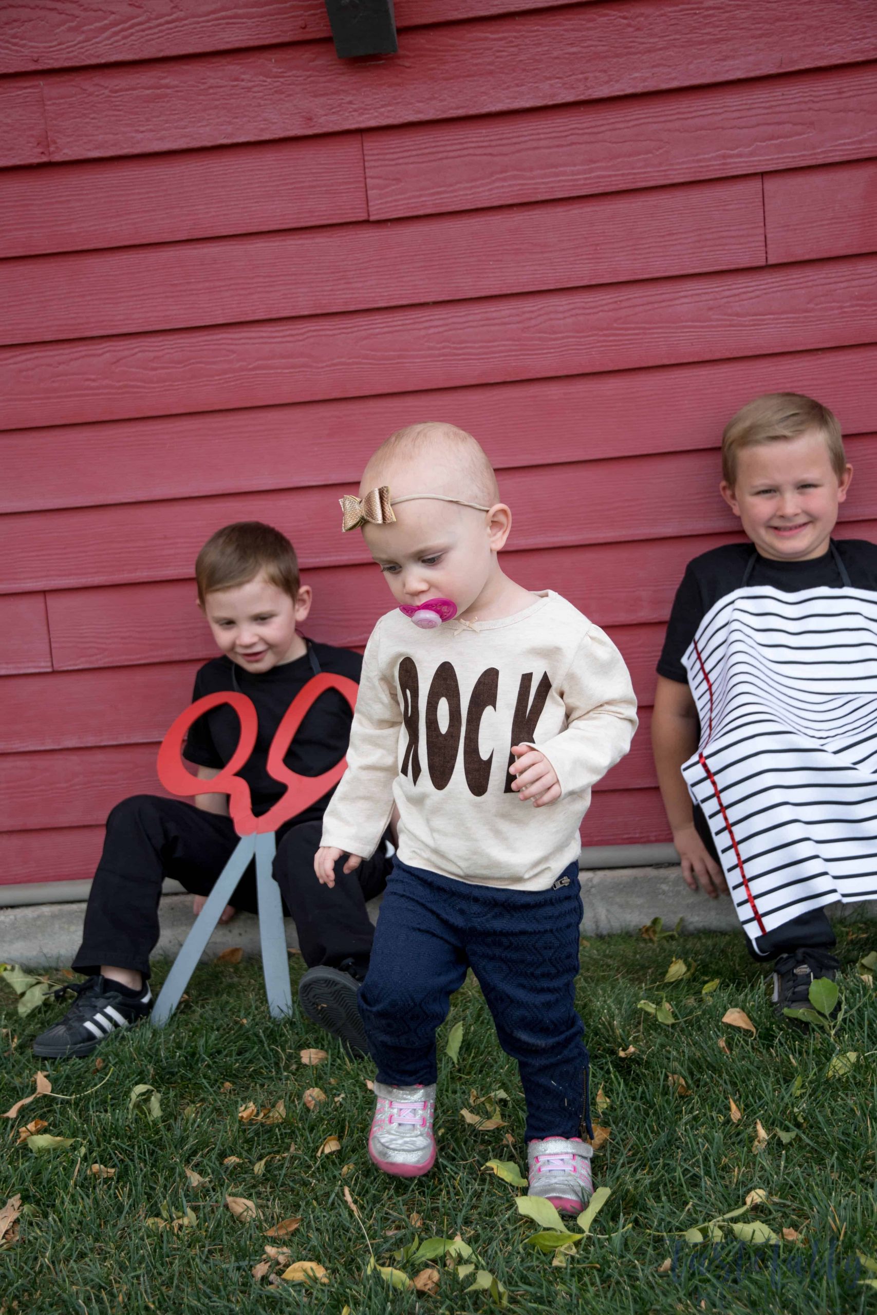 Family Of Four Halloween Costume Ideas
 Rock Paper Scissors Family Halloween Costume with Cricut