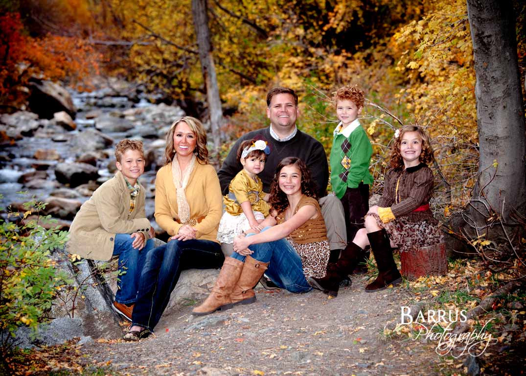 Family Portraits Ideas For Fall
 Family PortraitsBarrus graphy