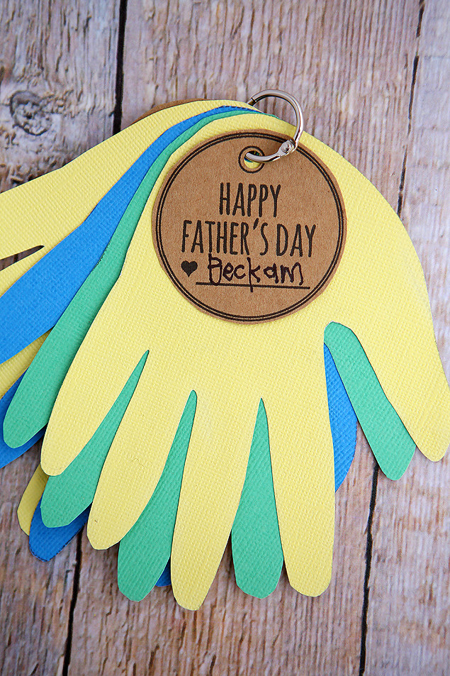 Fathers Day Craft Ideas
 Let Me Give You A Hand Dad Eighteen25
