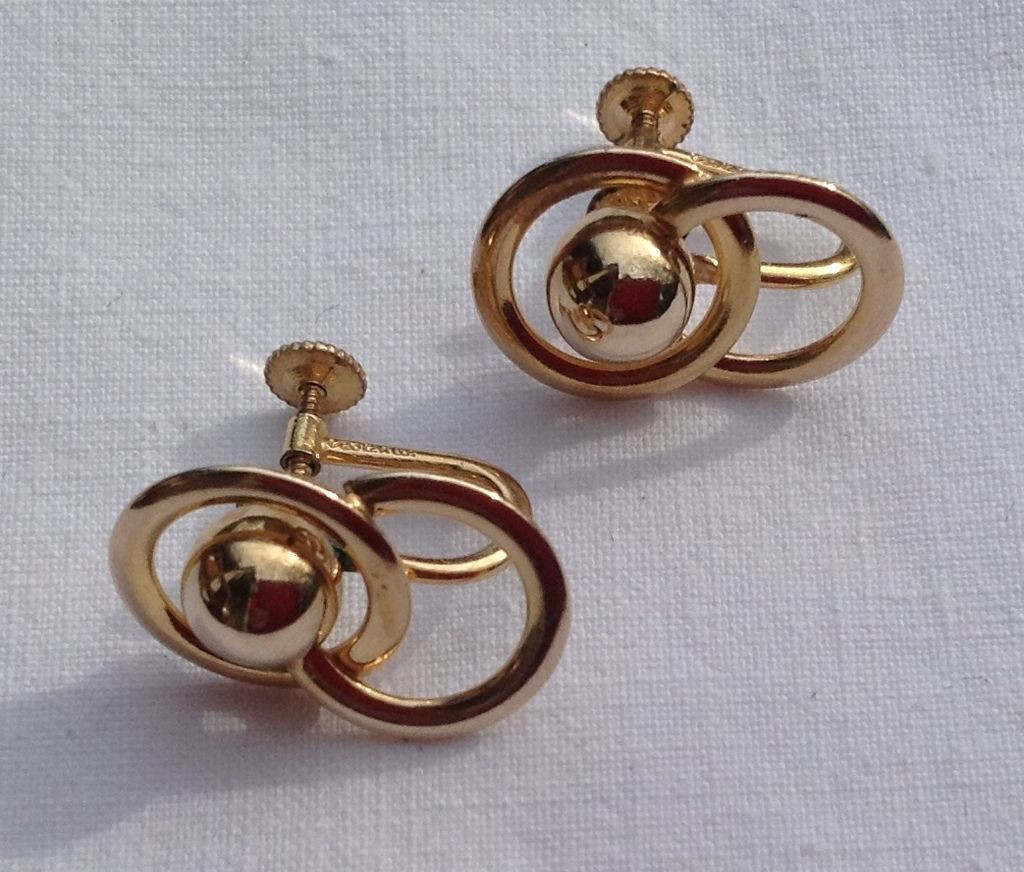 Gold Screw Back Earrings
 Vintage 12K Gold Filled Screw Back Earrings from
