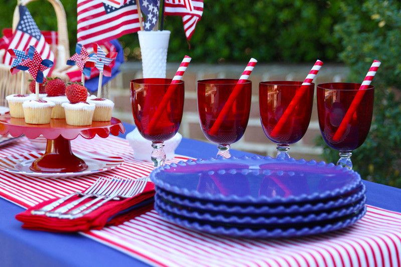 Memorial Day Party Themes
 Red White & Blue Memorial Day Party Ideas