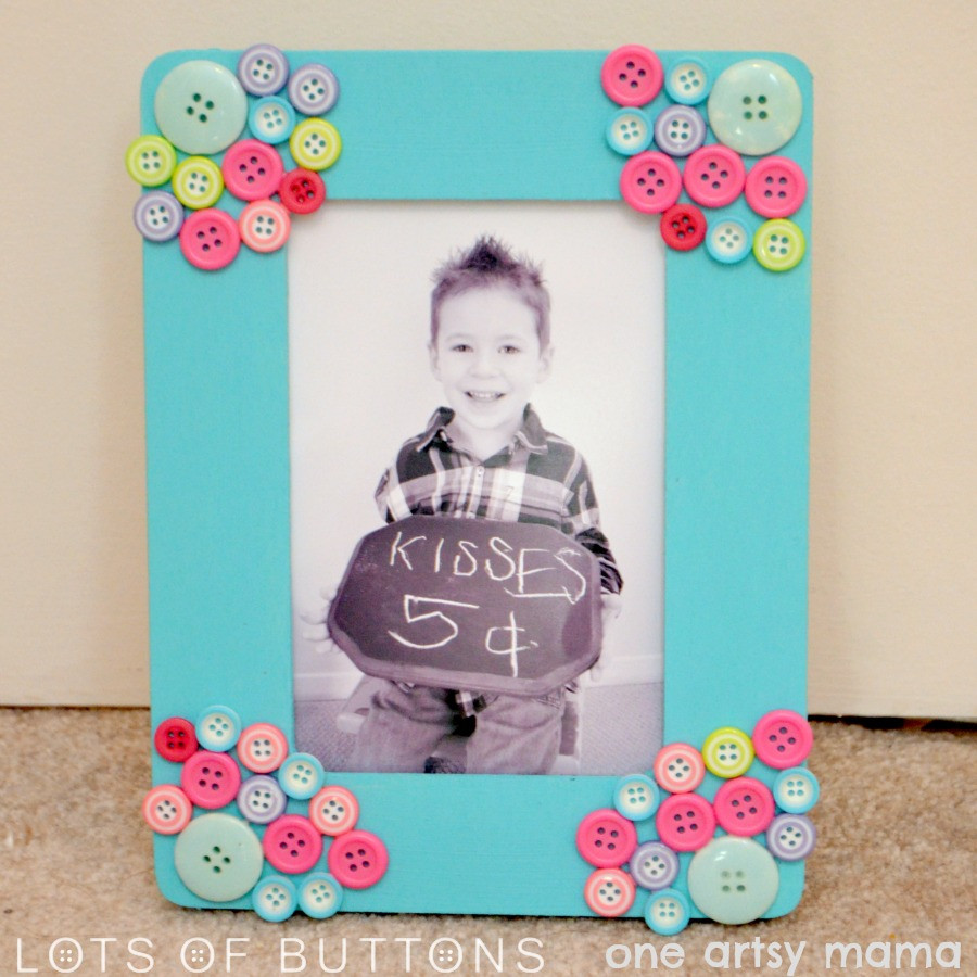 Mother's Day Church Ideas
 Mother’s Day Button Frame