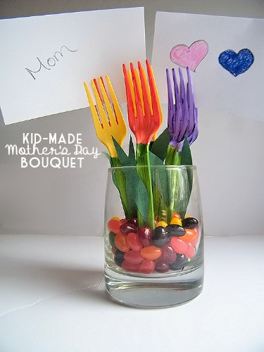 Mothers Day Ideas Crafts
 25 Mother s Day Crafts for Kids to Easily Create for Mom