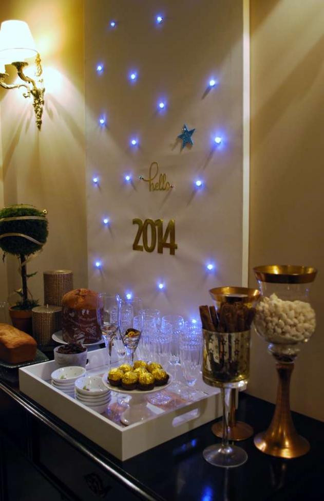 New Year Centerpiece Ideas
 15 Easy DIY Decorations for New Year s Eve Party in 2018