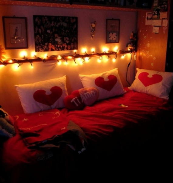 Romantic Decorating Ideas For Valentines Day
 40 Warm Romantic Bedroom Décor Ideas For Valentine s Day
