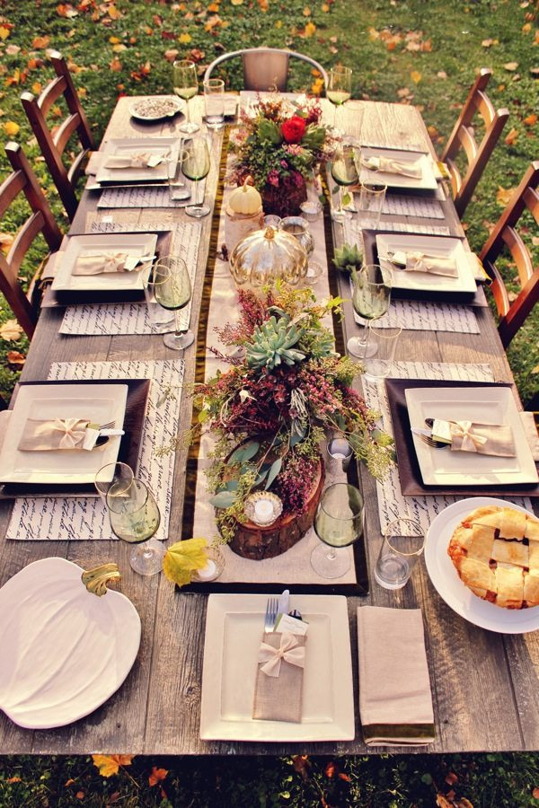 Rustic Thanksgiving Decor
 Celebrating Friendsgiving The Sweetest Occasion — The