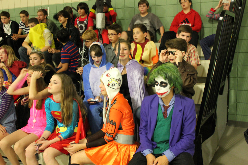 School Halloween Party
 Middle School Halloween Party 2016