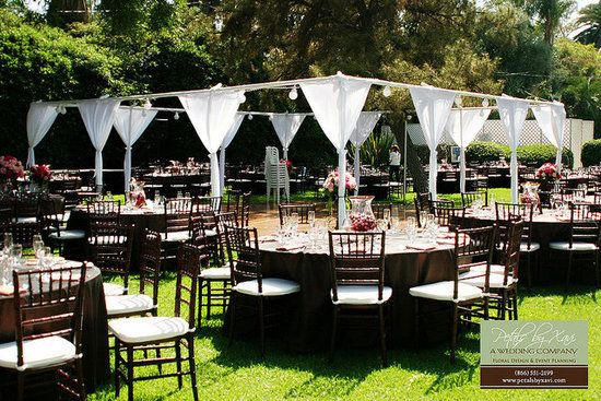Summer Wedding Ideas On A Budget
 inexpensive outdoor wedding