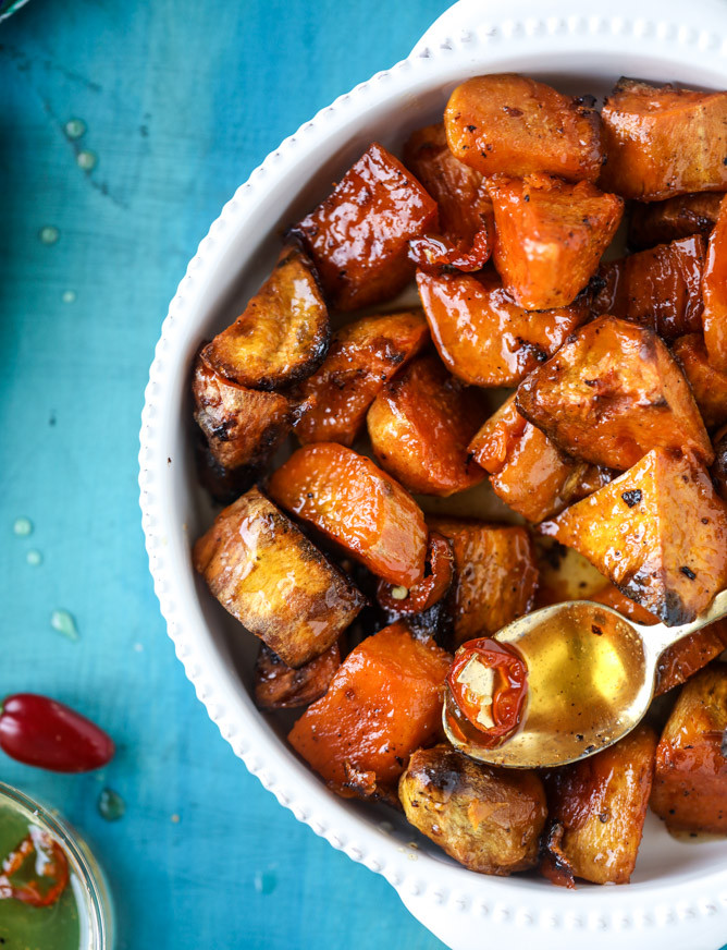 Sweet Potato Recipe For Thanksgiving
 Thanksgiving Sweet Potatoes Hot Honey Caramel Sweet potatoes