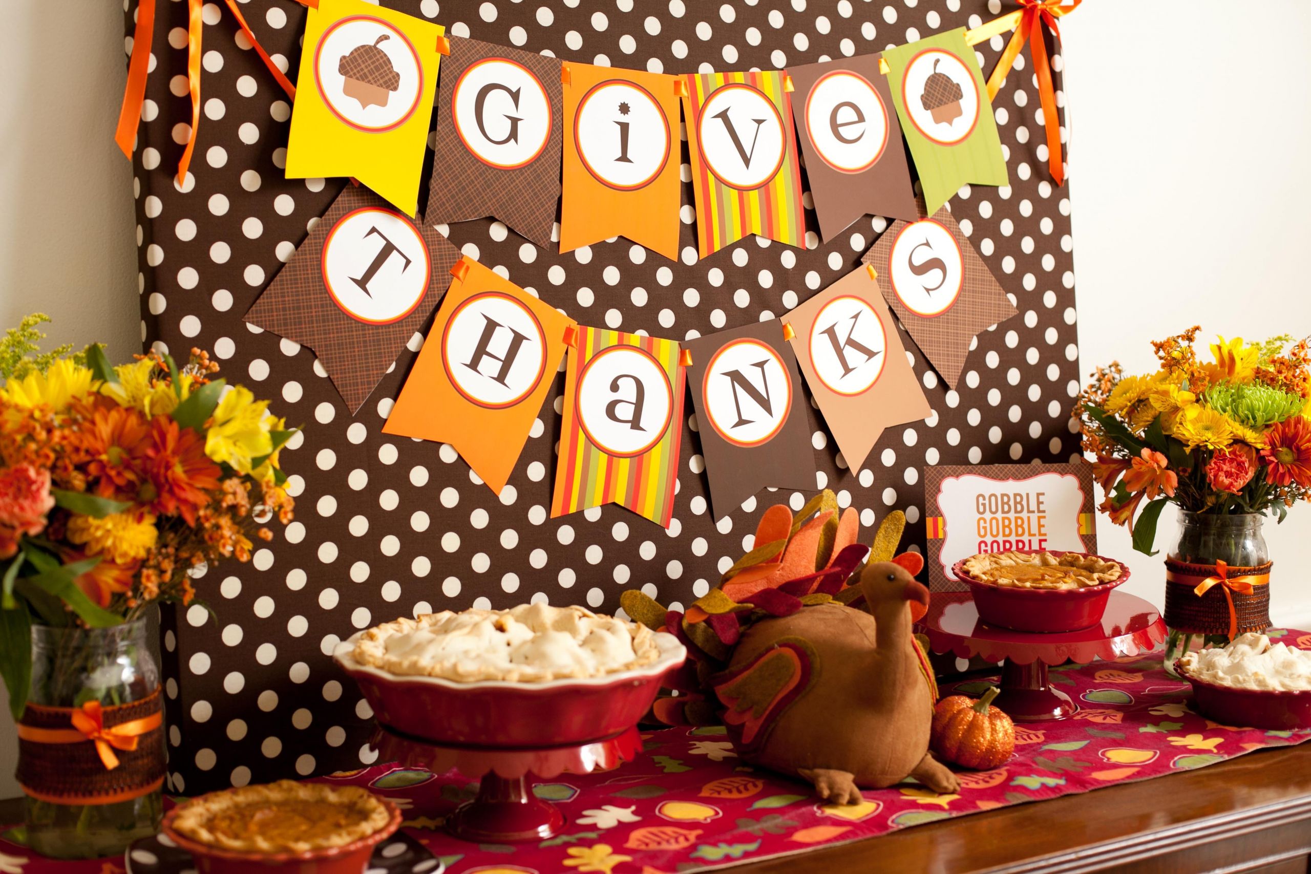 Thanksgiving Day Ideas
 Party Reveal Kid Friendly Thanksgiving Table
