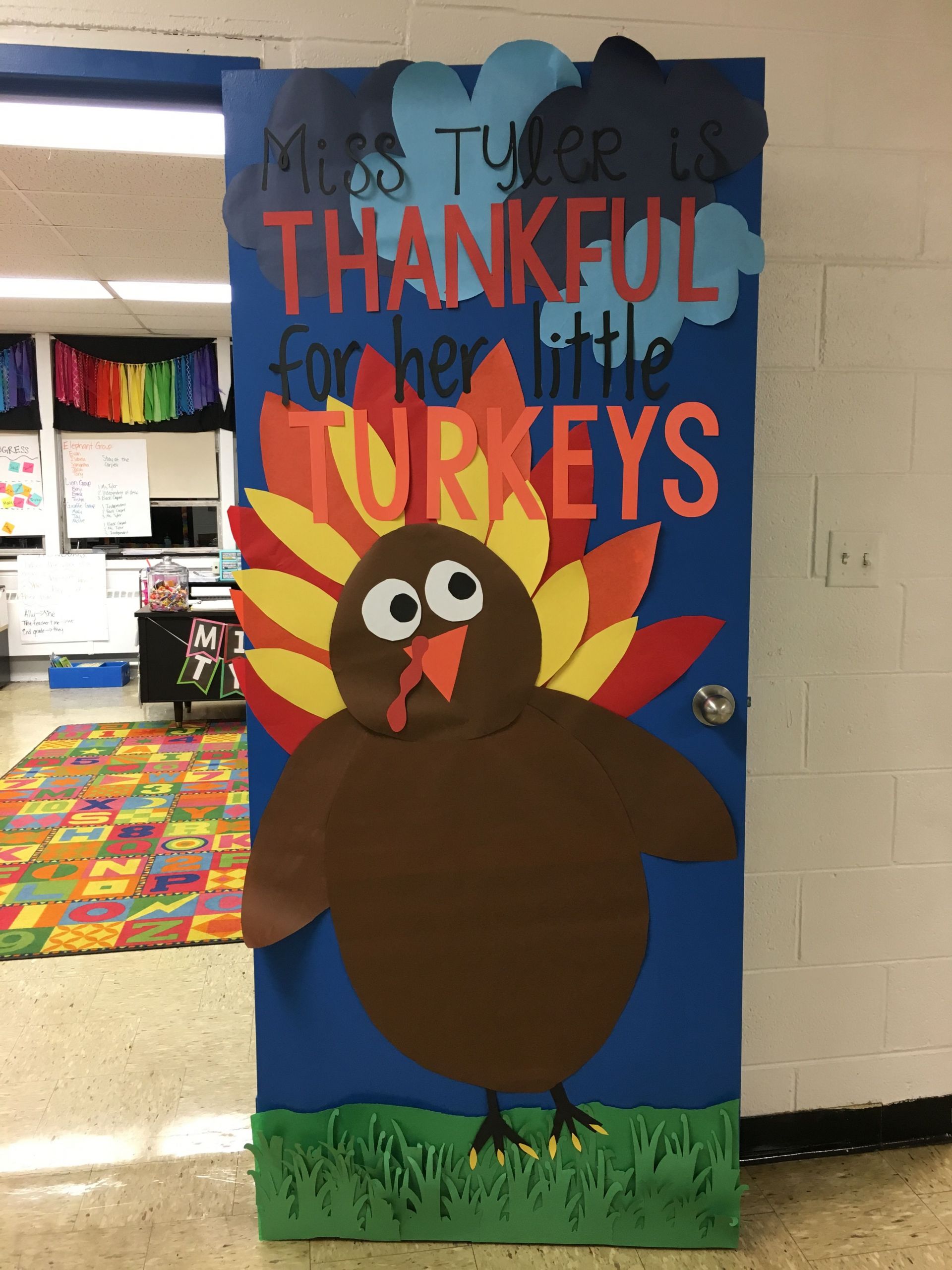 Thanksgiving Door Ideas
 Thanksgiving Decorating Ideas For Classroom