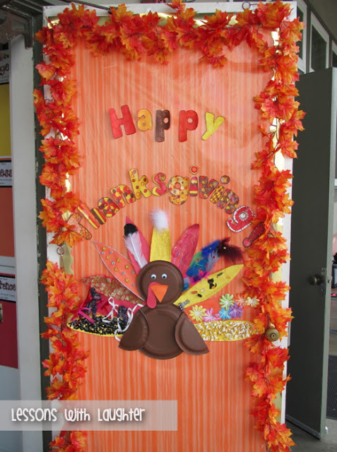 Thanksgiving Door Ideas
 Lessons with Laughter Thanksgiving Door Decor