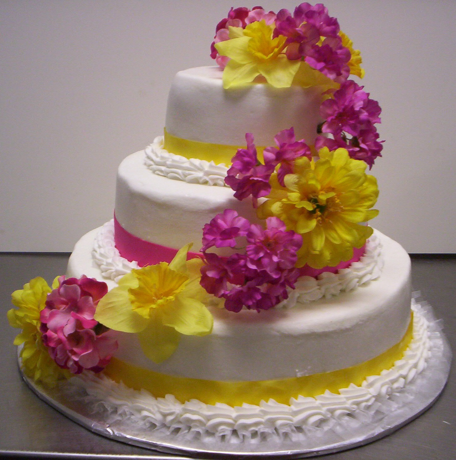 Wedding Cake Ideas For Summer
 green bay Wedding Dresses Summer Wedding Cake