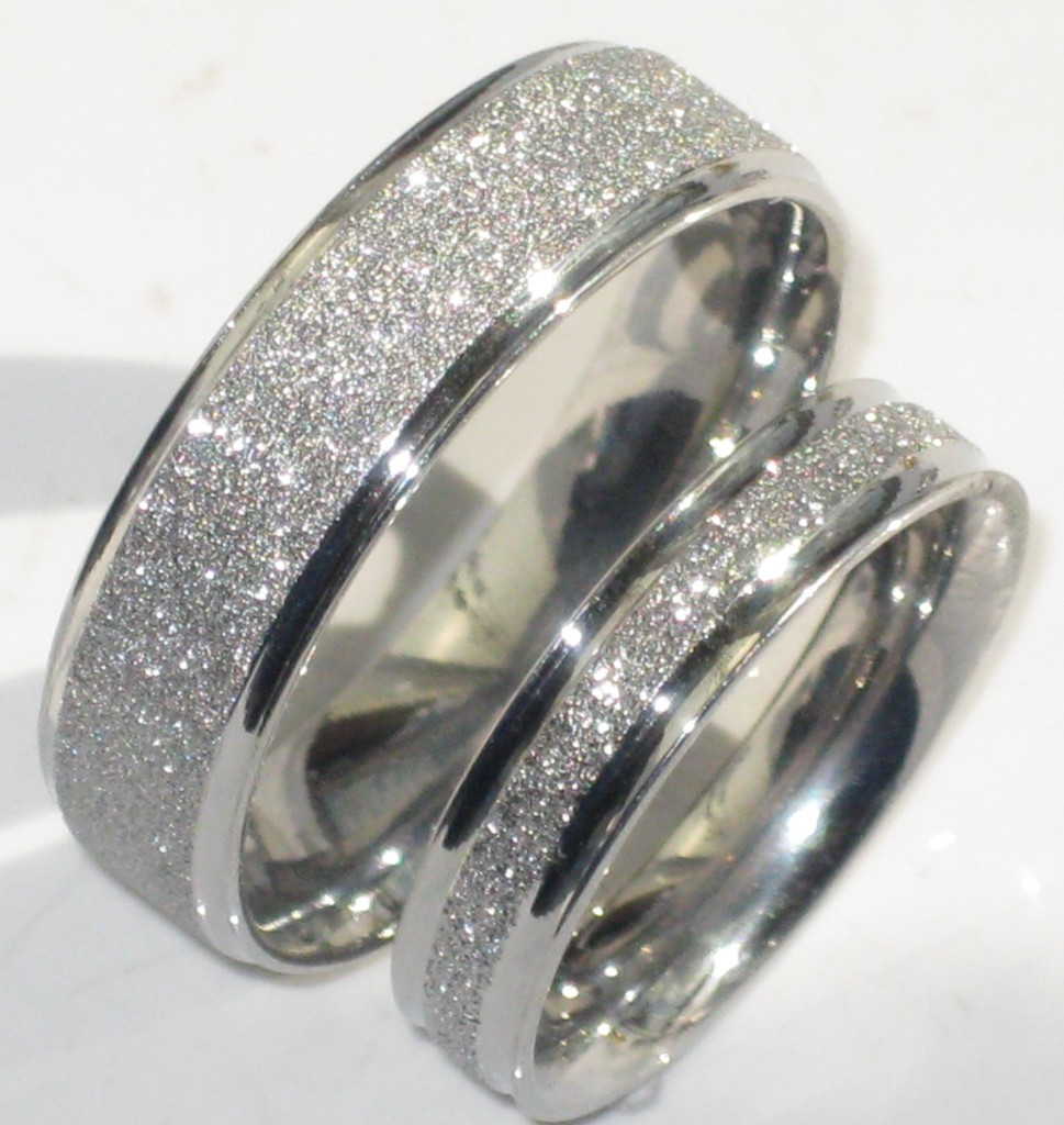 Wedding Rings For Men And Women
 Mens or Womens Sparkleblast 6mm 4mm Sparkle Wedding Ring
