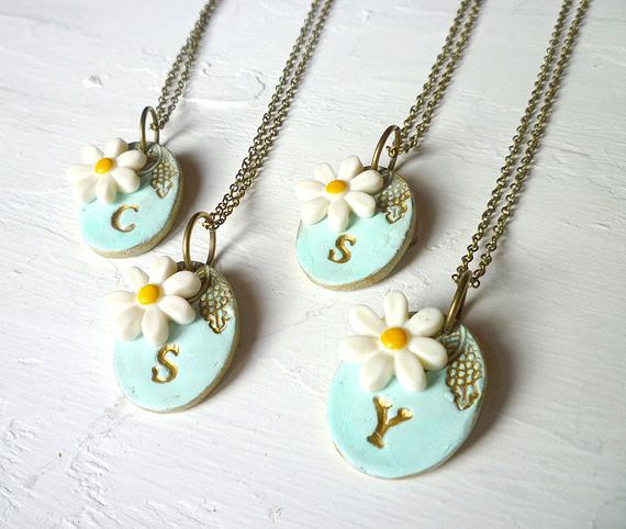 What Is The Theme Of The Necklace
 Daisy Bridesmaid Necklace Daisy Wedding theme by Palomaria
