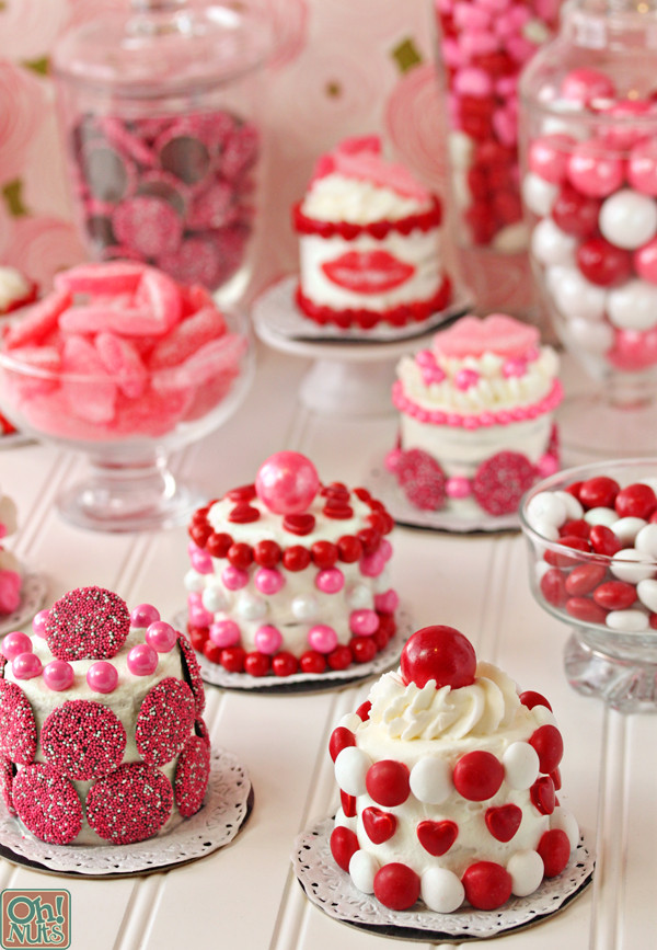 Cakes For Valentines Day
 Easy Valentine s Day Mini Cakes