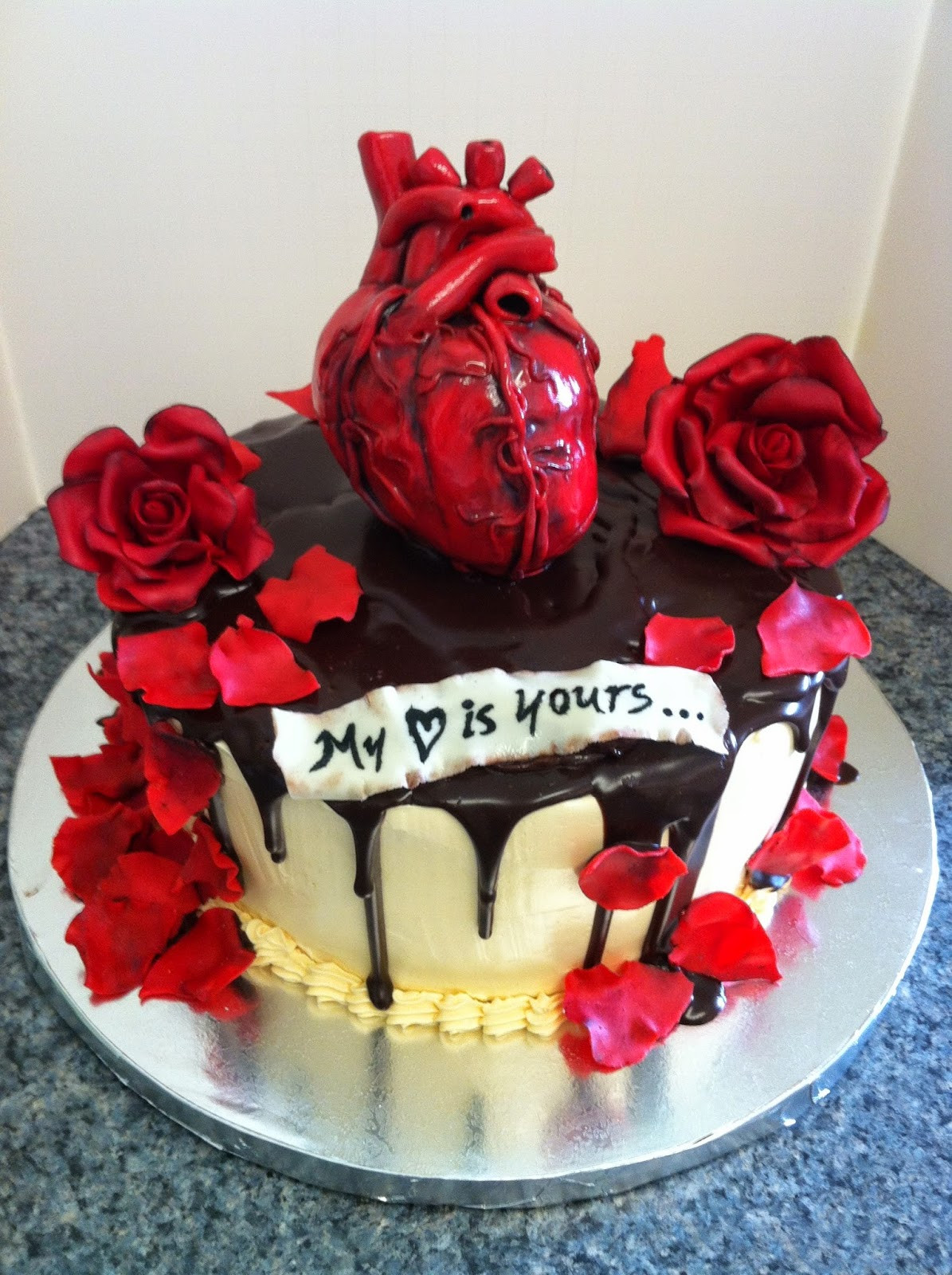 Cakes For Valentines Day
 Hogan s Sweet Art Valentines Day Heart Cake