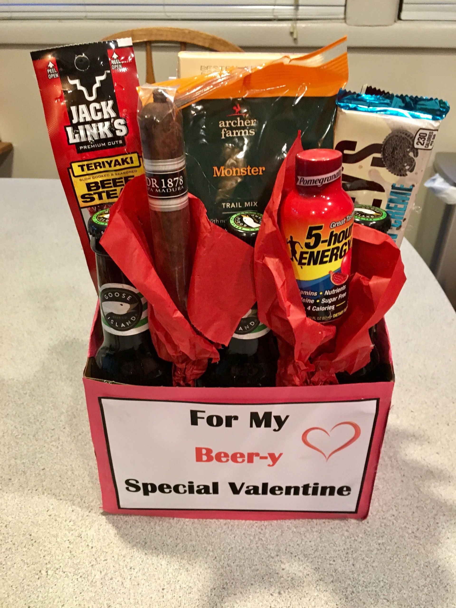 Cheap Valentine Gift Ideas For Men
 Men Valentines Day Gifts 21 Unique Valentine s Day Gift