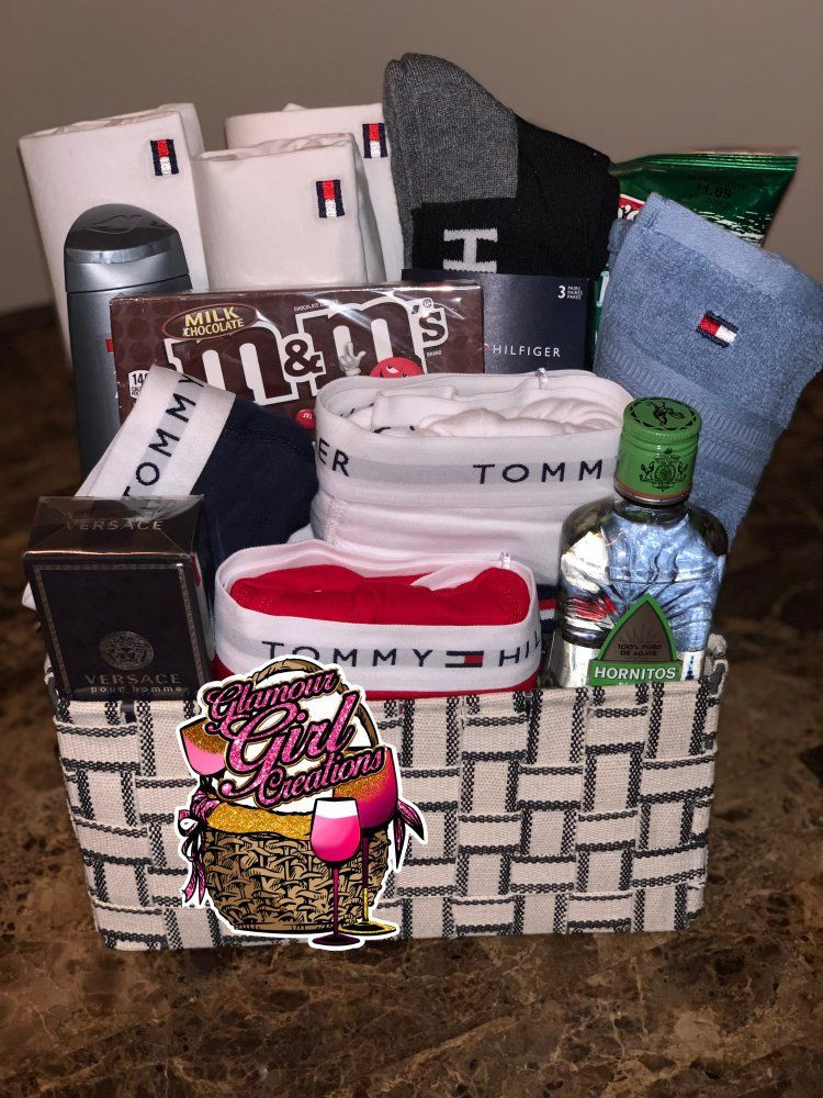 Cute Small Gift Ideas For Boyfriend
 Image of Small Tommy Hilfiger basket