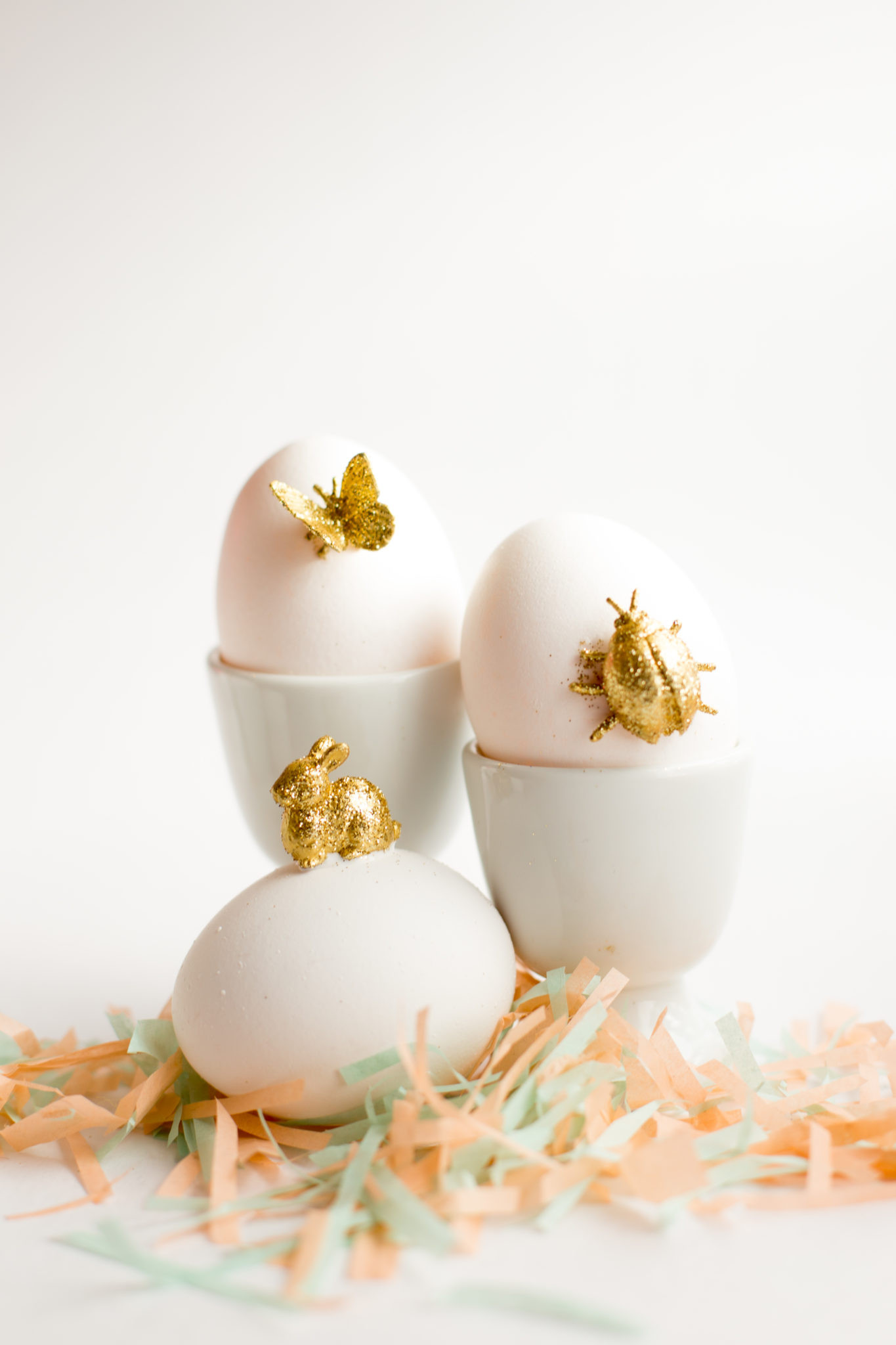 Diy Easter Eggs
 Gold Animal Easter Eggs DIY Flax & Twine
