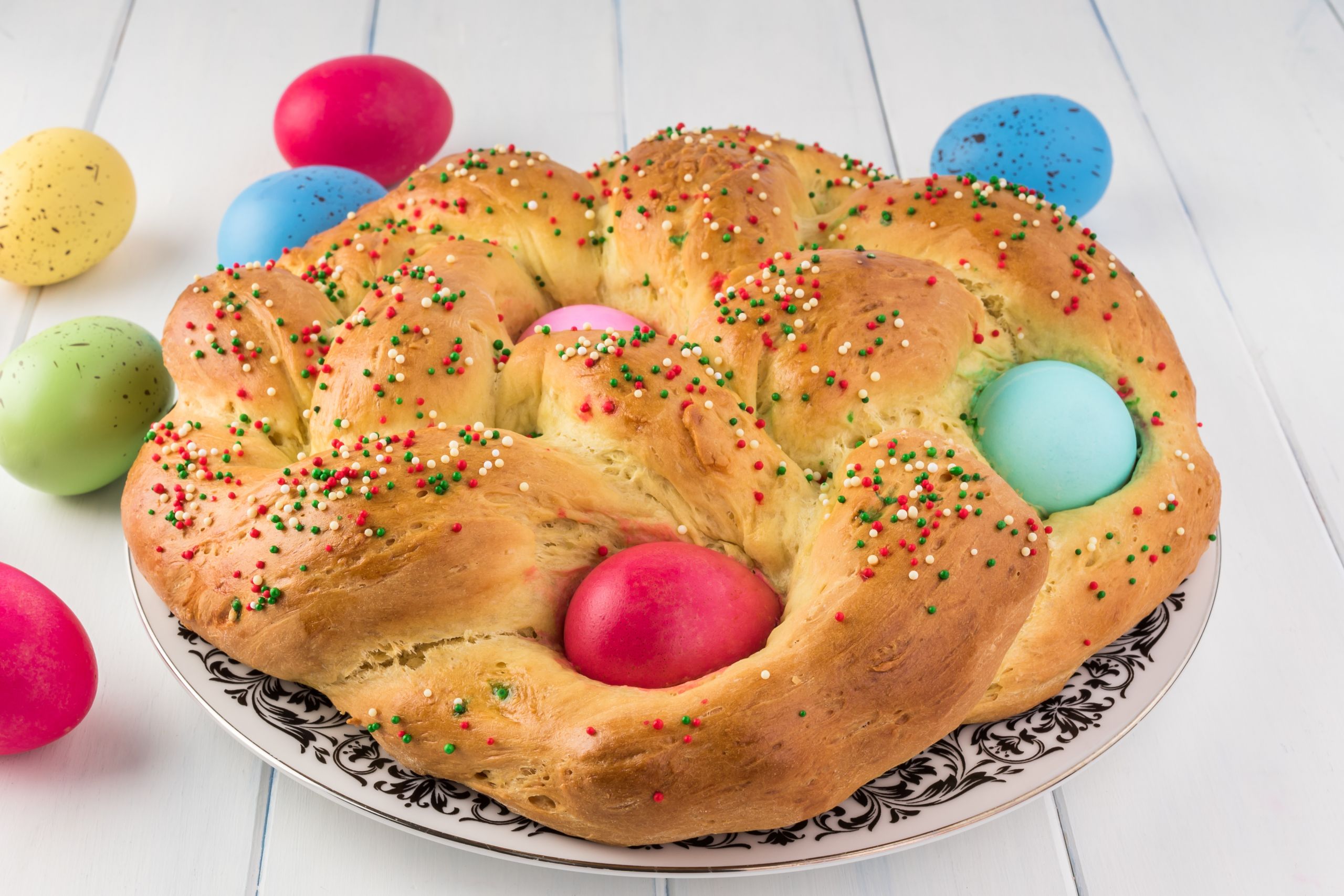 Easter Egg Bread Recipe
 Italian Easter Bread With Dyed Eggs Recipe