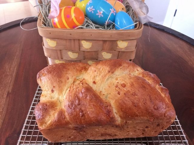 Italian Easter Bread With Meat And Cheese
 Italian Easter Cheese Bread Crescia al Formaggio