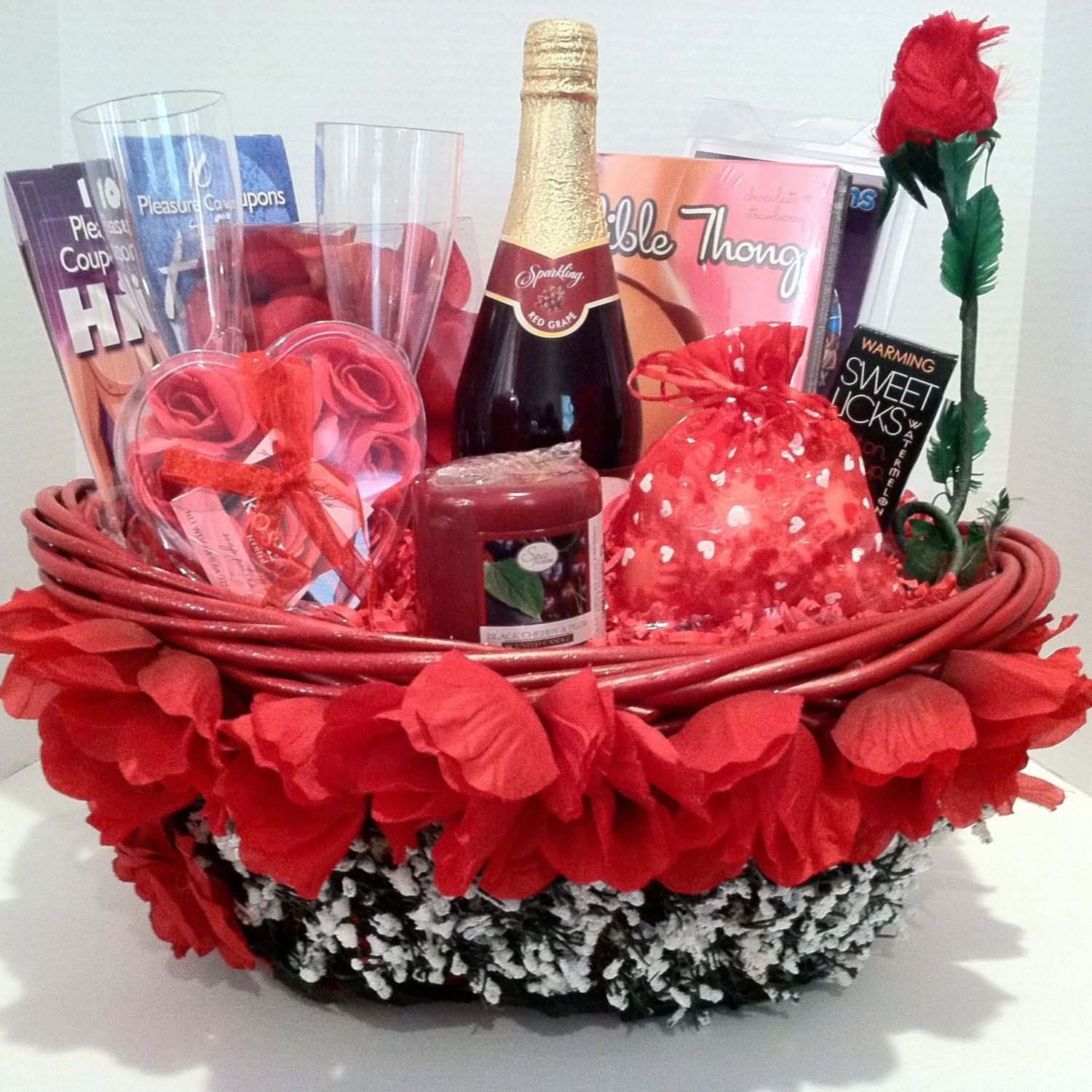 Romantic Valentines Day Gifts
 Romantic Evening Gift Baskets only at