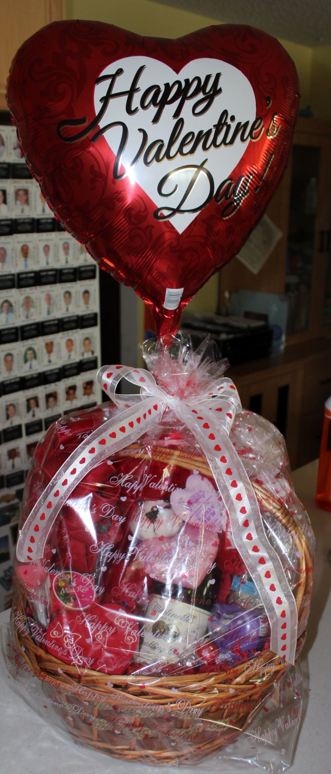 Valentines Gift For Her Ideas
 47 How To Make A Valentine Gift Basket For Her Best Idea